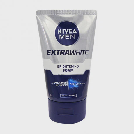 Sữa rửa mặt sáng mịn da cho nam Nivea Men Extra White (100g)