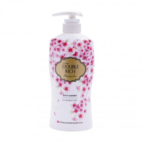 Sữa tắm hoa anh đào Double Rich Blooming Love (Chai 550g)