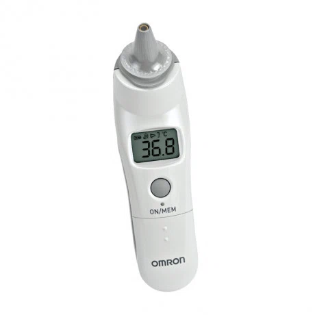 Nhiệt kế điện tử đo tai Omron TH-839S