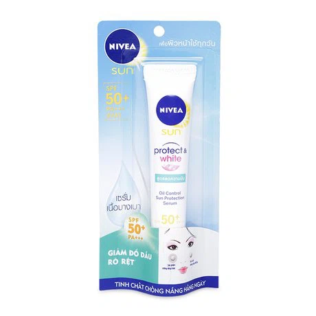 Nivea Serum Chong Nang Duong Trang Va Kiem Soat Nhon 30ML 86060